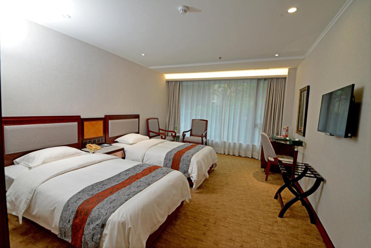 Hotel Guia Macao Esterno foto