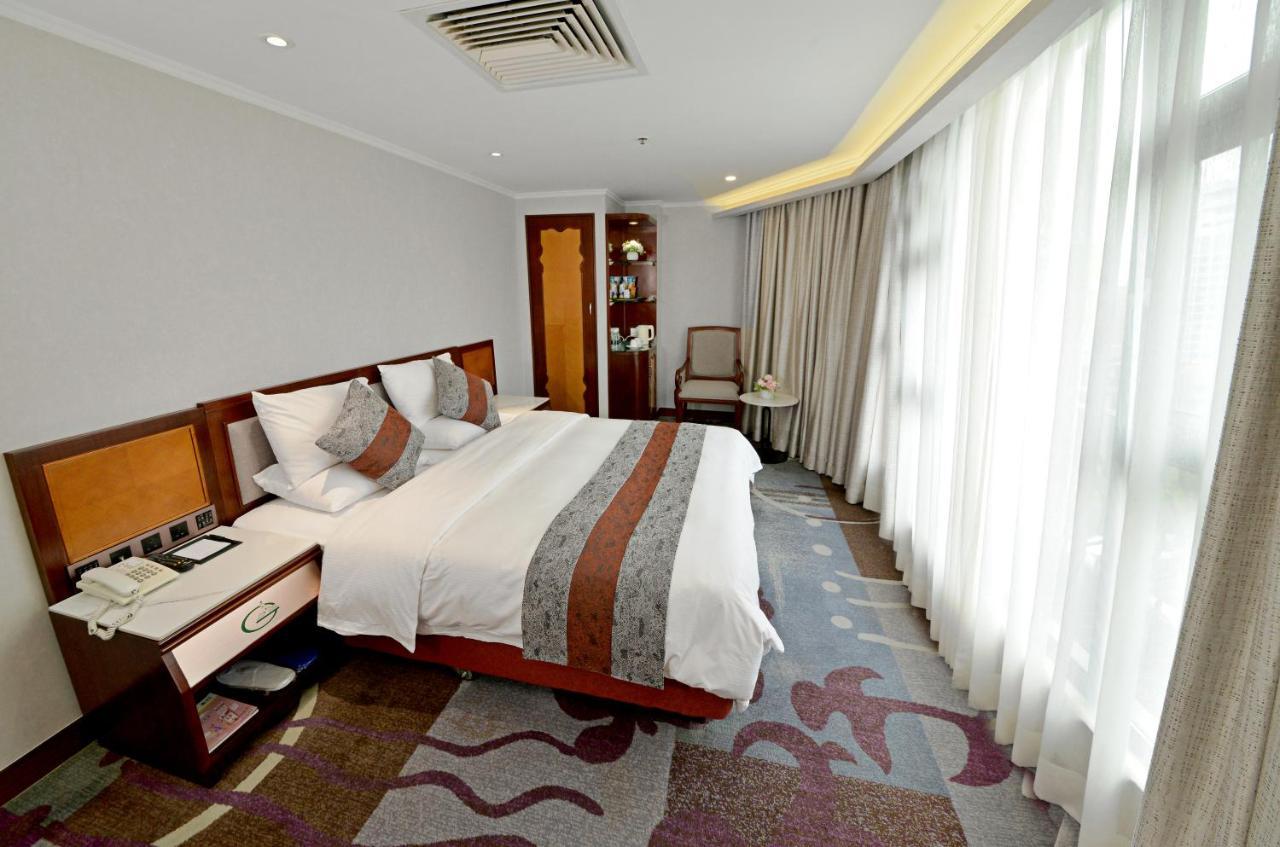 Hotel Guia Macao Esterno foto