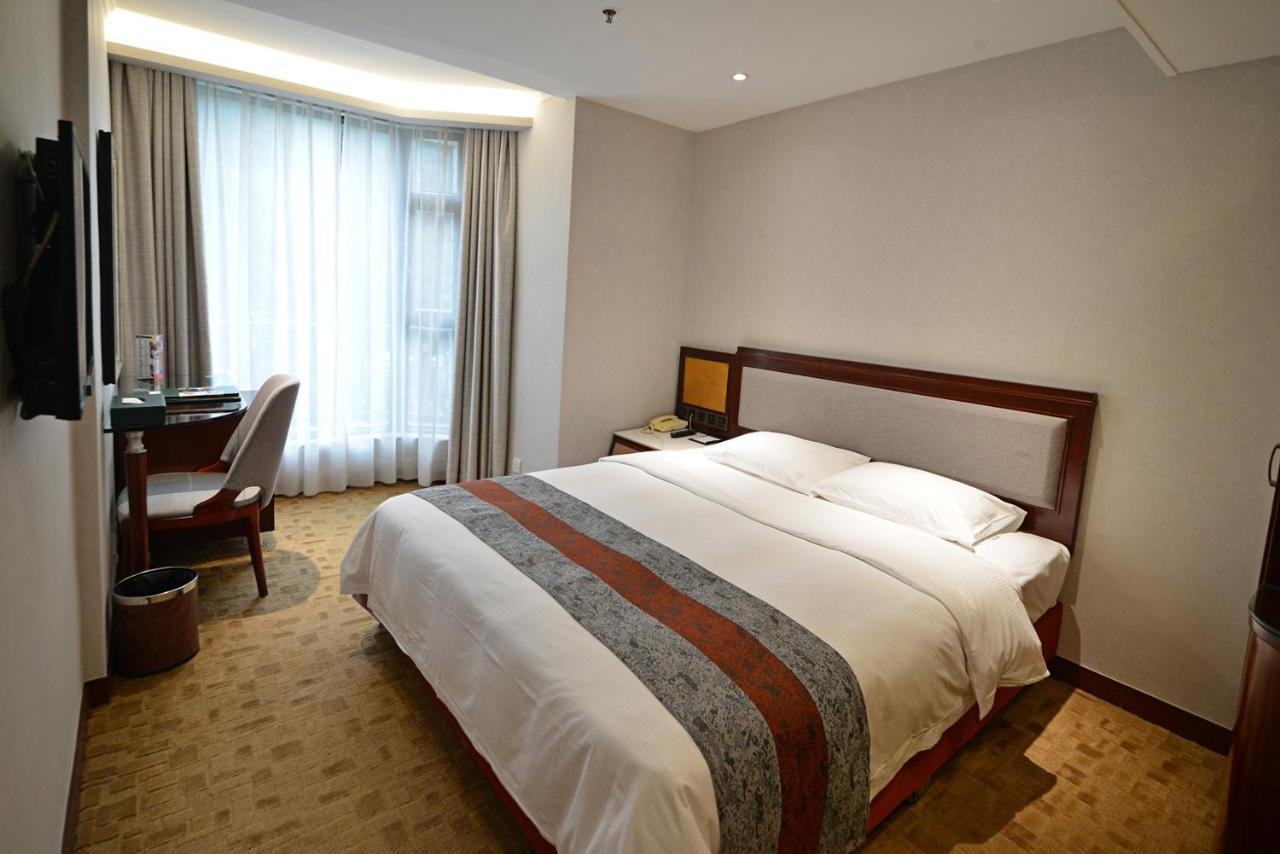 Hotel Guia Macao Esterno foto